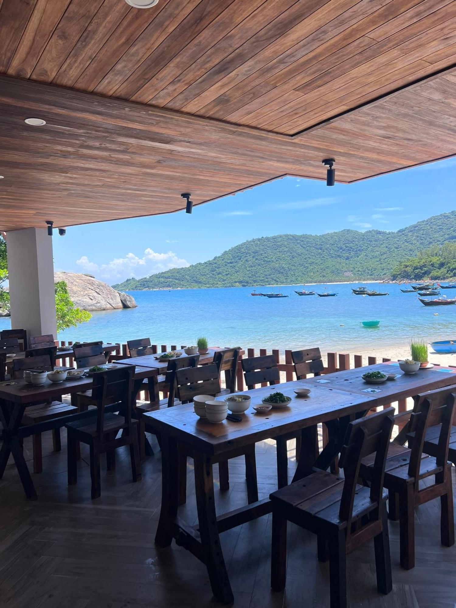 The Coral Homestay & Pub Tân Hiệ Eksteriør billede