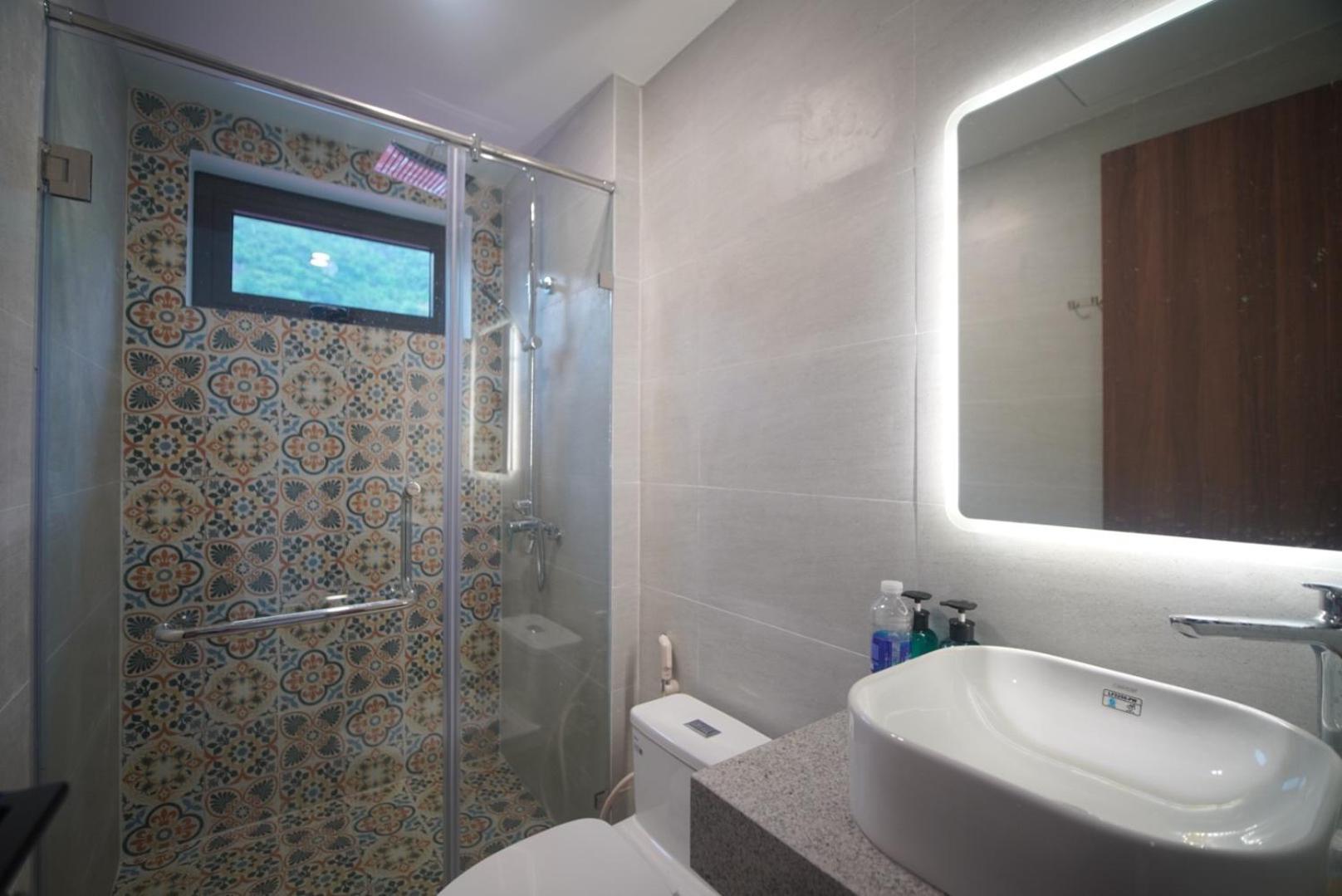 The Coral Homestay & Pub Tân Hiệ Eksteriør billede