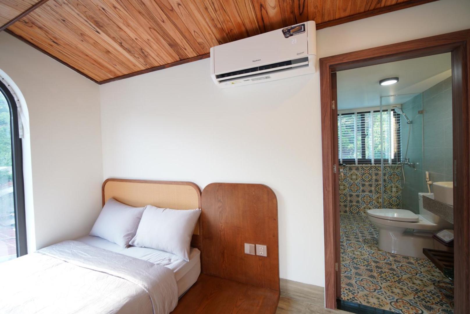 The Coral Homestay & Pub Tân Hiệ Eksteriør billede